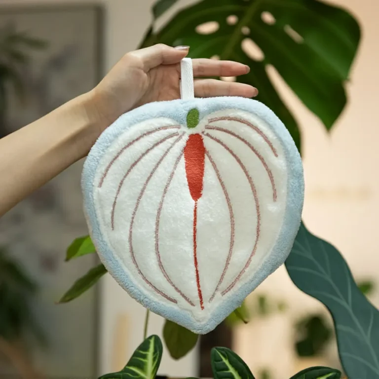 White Anthurium Leaf Coral Fleece Absorbent Hand Towel